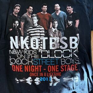 NWOT Jerzees Black NKOTB Graphic Tee